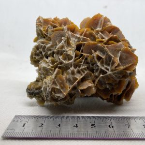 Wulfenite - Kuruktag Mountains
