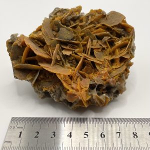 Wulfenite - Kuruktag Mountains