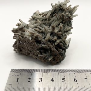 Quartz with Chlorite and Magnetite - Biggenden